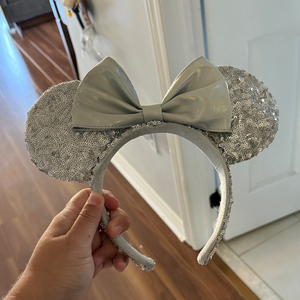 Disney Silver Sequin Minnie Mouse Ears Headband
